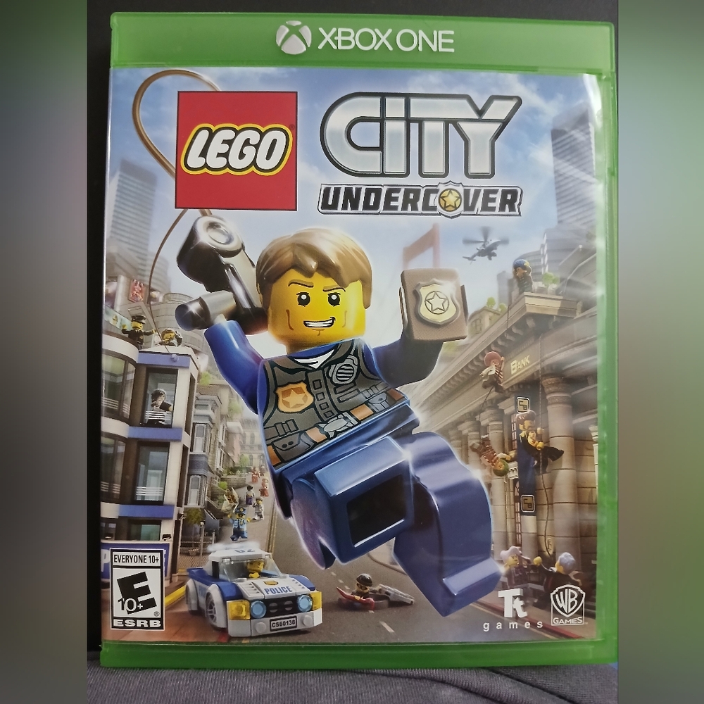 Lego City Undercover Xbox One Green Blue Yellow